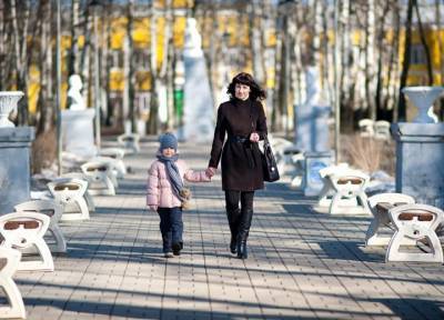 В России упростят оформление выплаты на детей до 3 лет из материнского капитала