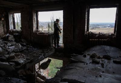 Украина придумала повод для переноса переговоров по Донбассу в Польшу