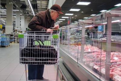 Экономист Потапенко объяснил падение спроса на мясо: Нищаем