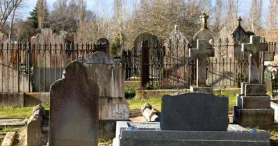 Надгробная плита убила женщину в Тольятти