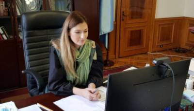 Міністерство закордонних справ: жінки становлять 60% внутрішньо переміщених осіб в Україні