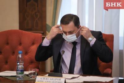 Борис Александров: «Вакцинация в Коми проходит без осложнений»