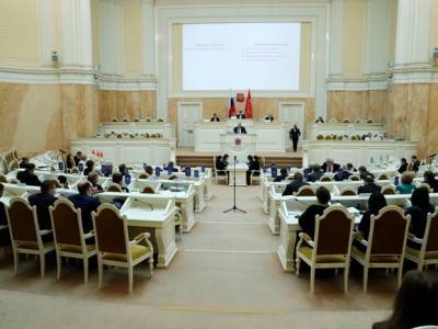 Депутаты петербургского парламента: Законодательные инициативы оппозиции игнорируются