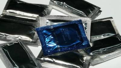 Вьетнамка превратила квартиру в цех по мытью использованных презервативов