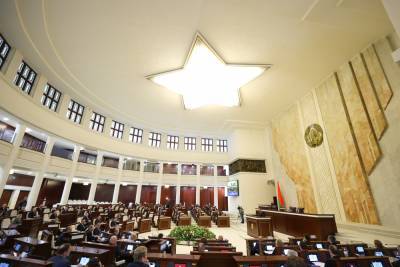 Депутаты Палаты представителей приняли законопроект "Об изменении Закона "О дорожном движении"