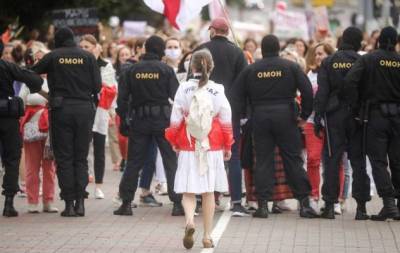 Белорусская оппозиция хочет свободы для политзаключенных до 26 апреля