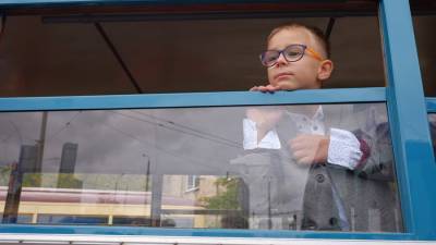 Госдума ввела штрафы за высадку детей-безбилетников из общественного транспорта