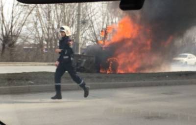 В Челябинске на ходу сгорел трактор