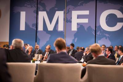 Украинские власти продолжают ждать новый транш от МВФ