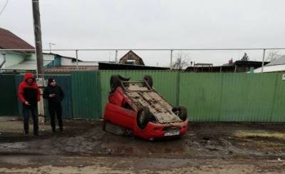 В Копейске ищут водителя, устроившего двойное ДТП. Одна из машин перевернулась на крышу