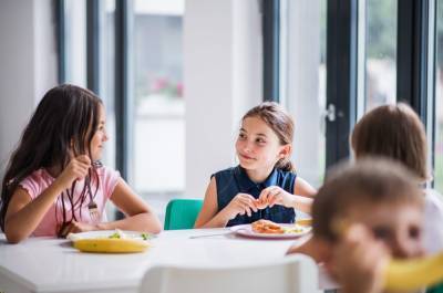 Первый этап реформирования школьного питания закончен, – Зеленская об изменениях в меню учеников