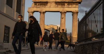 Греция обещает открыться для туристов с 14 мая: какие условия