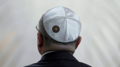 Раз и навсегда: а обязан ли еврей носить кипу