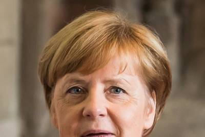 Меркель поддержала инициативу ввести жесткий локдаун в Германии