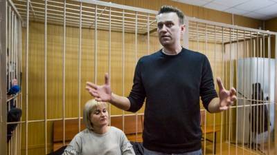 Адвокат: тест Навального на COVID-19 дал негативный результат