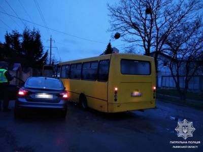 Сел за руль под метадоном: во Львове водитель маршрутки задержал неадекватного мужчину – фото