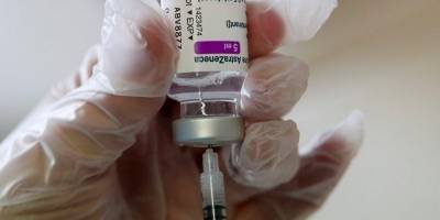 Еще две страны ограничили применение вакцины от коронавируса AstraZeneca