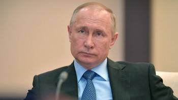 Путин освободил главу региона от должности