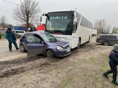 В Сальске произошло ДТП с участием автобуса «Москва-Элиста», есть погибший