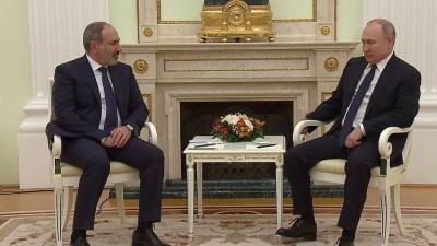 Ситуацию в Нагорном Карабахе обсудили президент России и премьер-министр Армении