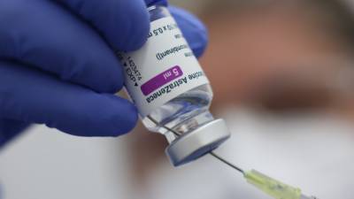 19 человек умерли после вакцинации AstraZeneca в Великобритании