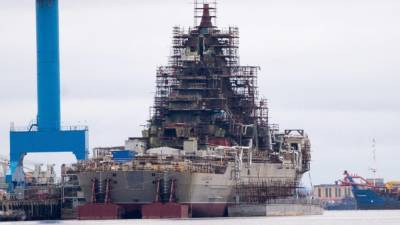 Работы на крейсере «Нахимов» задерживаются из-за поставщиков