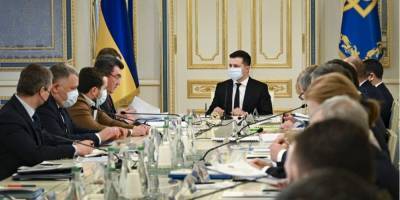 Санкции СНБО против украинских граждан грубо нарушают Конституцию и имеют признаки узурпации власти — правозащитники