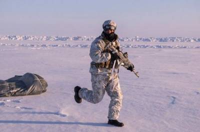 "Невидимое супероружие": чем Россия из Арктики грозит соседу. ВИДЕО