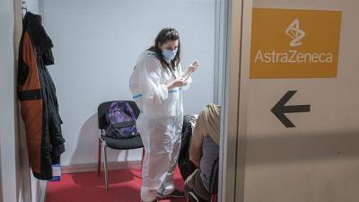 Бельгия приостановит вакцинацию препаратом AstraZeneca людей моложе 56 лет
