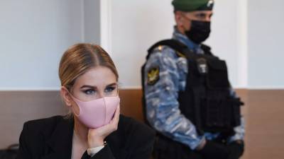 В Москве суд изменил меру пресечения Любови Соболь