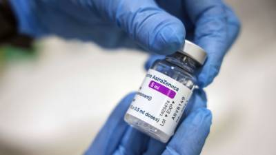 Вакцину AstraZeneca временно запретили использовать в Бельгии