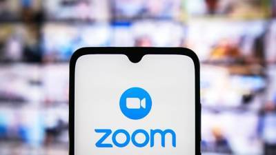 Эксперты оценили потери Zoom в случае отказа от госсектора в России