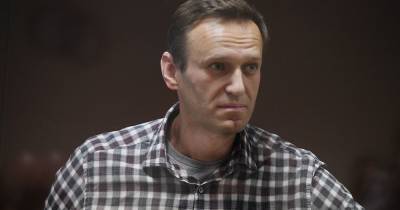Навальный рассказал о попытках администрации колонии сорвать его голодовку
