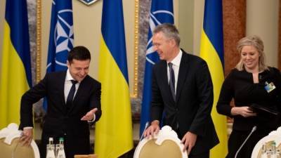 Украинский политолог: Киев может не рассчитывать на военную помощь США или НАТО