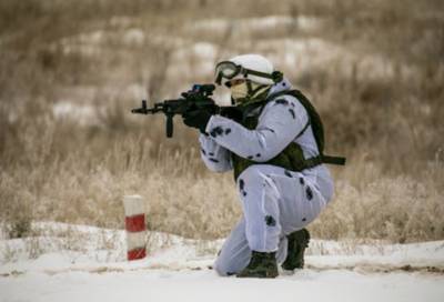 Военнослужащие подразделений спецназа ЗВО приступили к «экзамену» по горной подготовке в Ленобласти