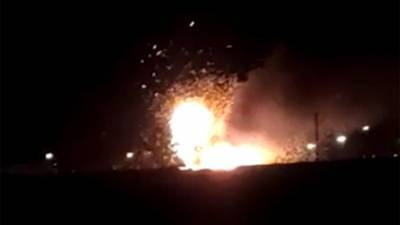 Жители Буйнакска сняли взрывы на складе в Дагестане
