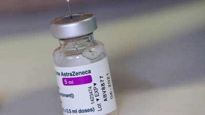 В Испании постановили применять вакцину AstraZeneca для лиц старше 60 лет