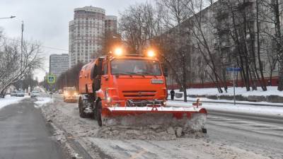 Городские службы Москвы перевели в режим повышенной готовности из-за погоды