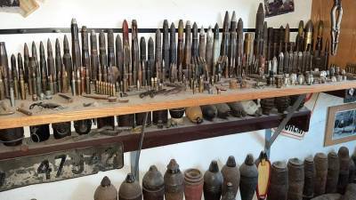 Полиция Чехии нашла склад авиабомб и снарядов в доме черного копателя