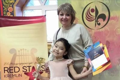 Юная певица из Улан-Удэ нацелилась на выступление в детском «Голосе»