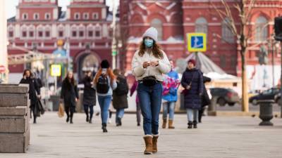 Свыше половины жителей РФ продолжат носить маски после пандемии COVID-19