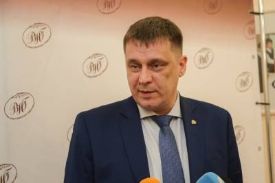 Диктором на «Тотальном диктанте» в Новосибирске станет министр образования Сергей Федорчук
