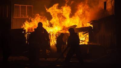 Пожар в жилом доме Якутии унес жизни матери и двоих детей