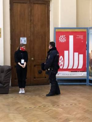 В Петербурге Роспотребнадзор подает в суд на организаторов «Артдокфест»