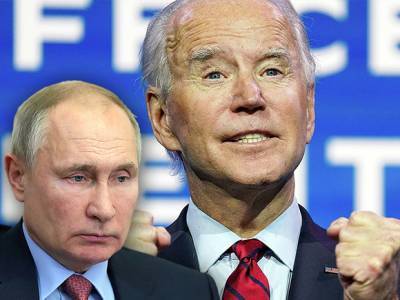 Bloomberg: США за «российские злодеяния» работают над санкциями против окружения Путина