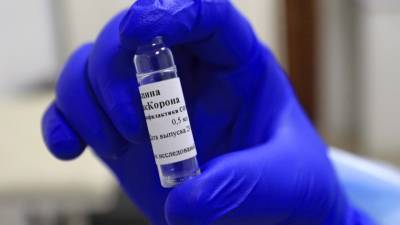 Вакциной «ЭпиВакКорона» планируется привить пять миллионов россиян