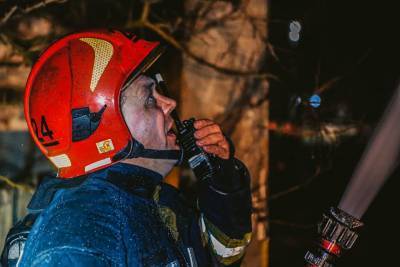 В Киеве ночью горела пятиэтажка