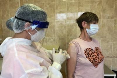 В Мичуринск доставили около 900 доз вакцины против коронавируса