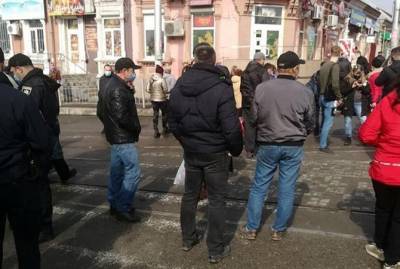 В Запорожье полиция открыла уголовное производство из-за протестовавших работников рынка "Анголенко"