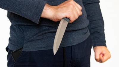Крымчанка ударила ножом сожителя в пьяной ссоре